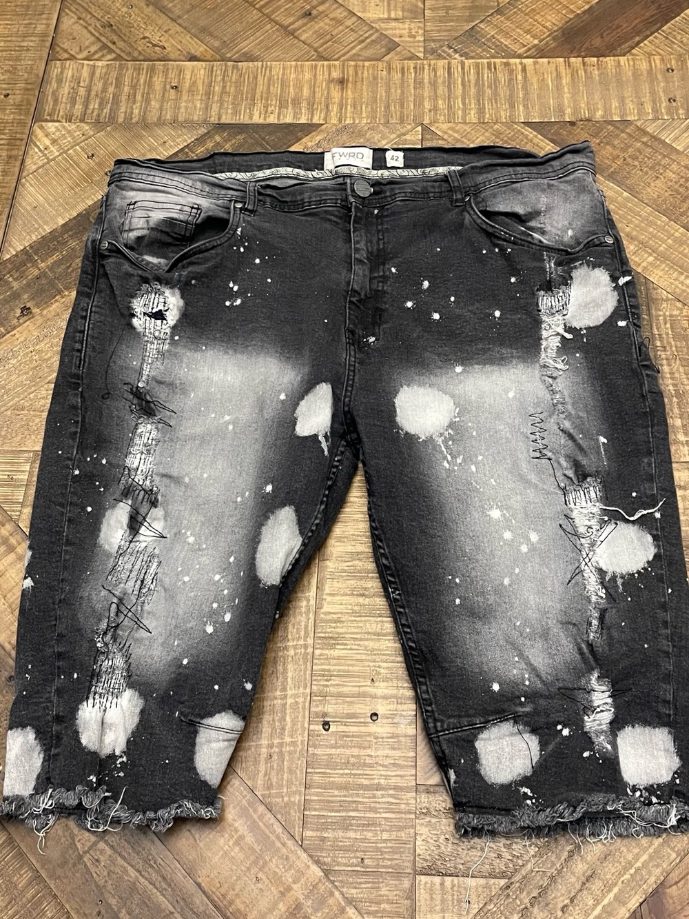 Men's FWRD Distressed Black Paint-Splatter Denim Shorts Size 42
